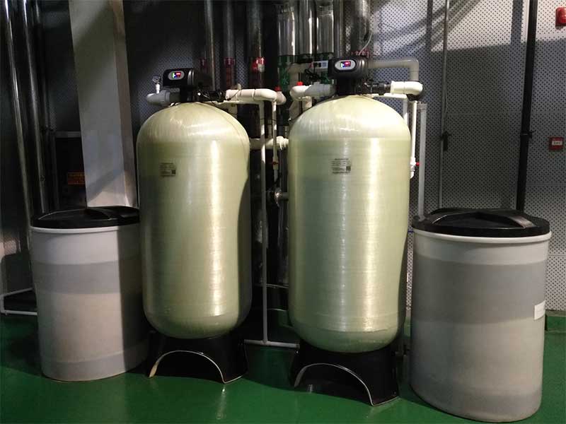 东山化工行业高分子材料企业锅炉用水标准及软化水设备详解